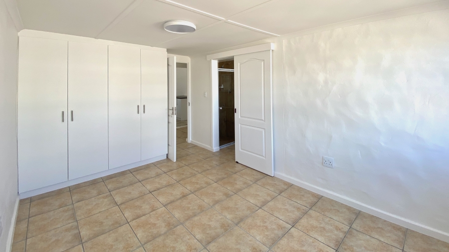 2 Bedroom Property for Sale in Velddrif Western Cape